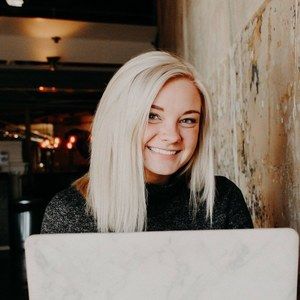 Meet your Posher, Aly